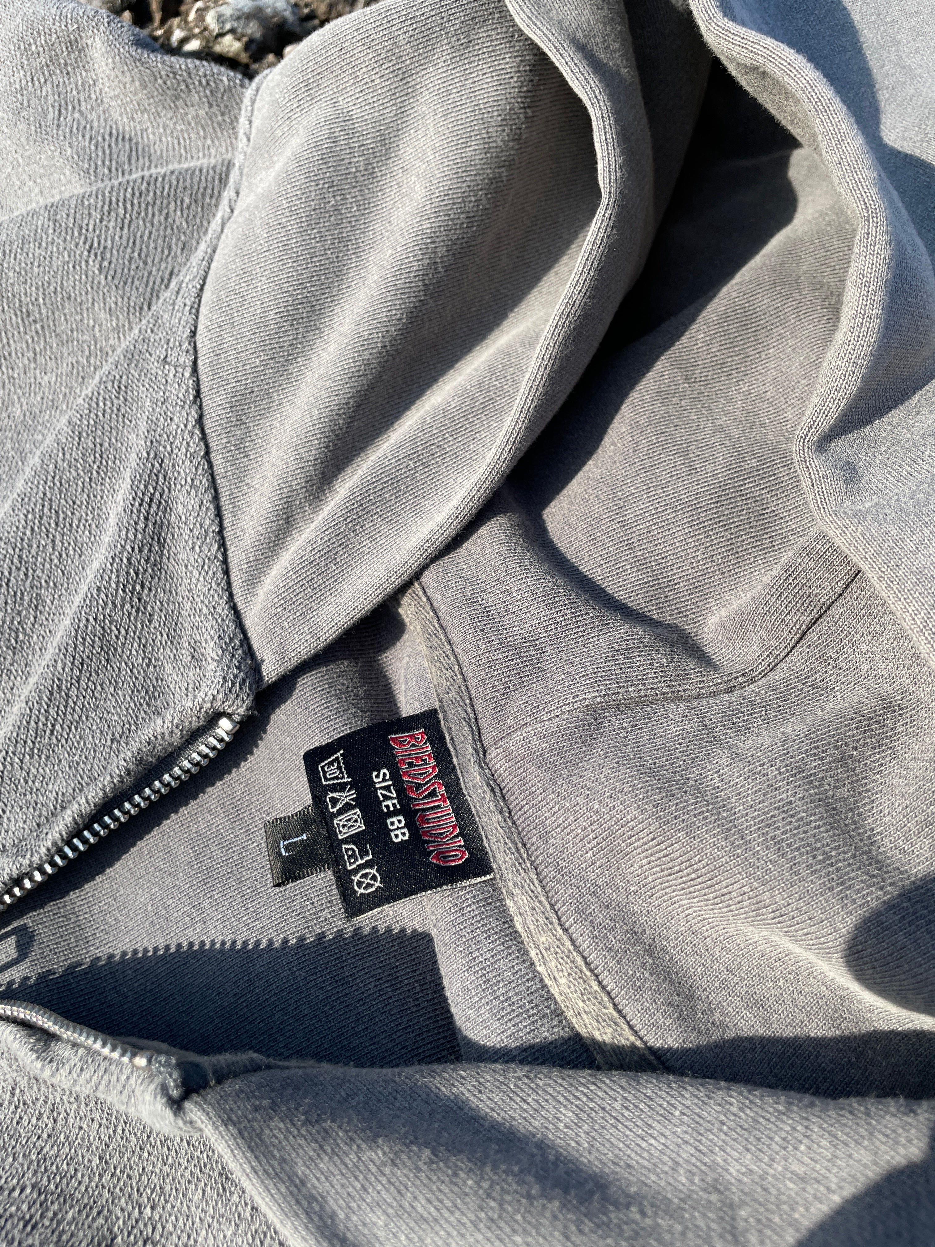 WORLD TOUR 2026 HOODIE